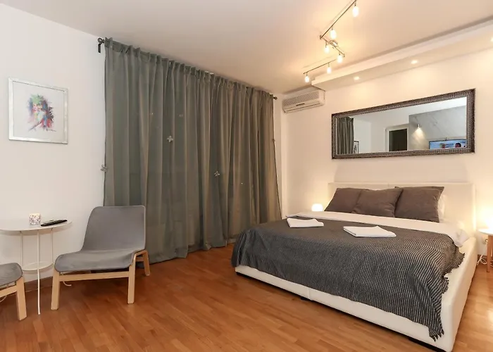 Portago - Stan Na Dan Belvil Novi Beograd